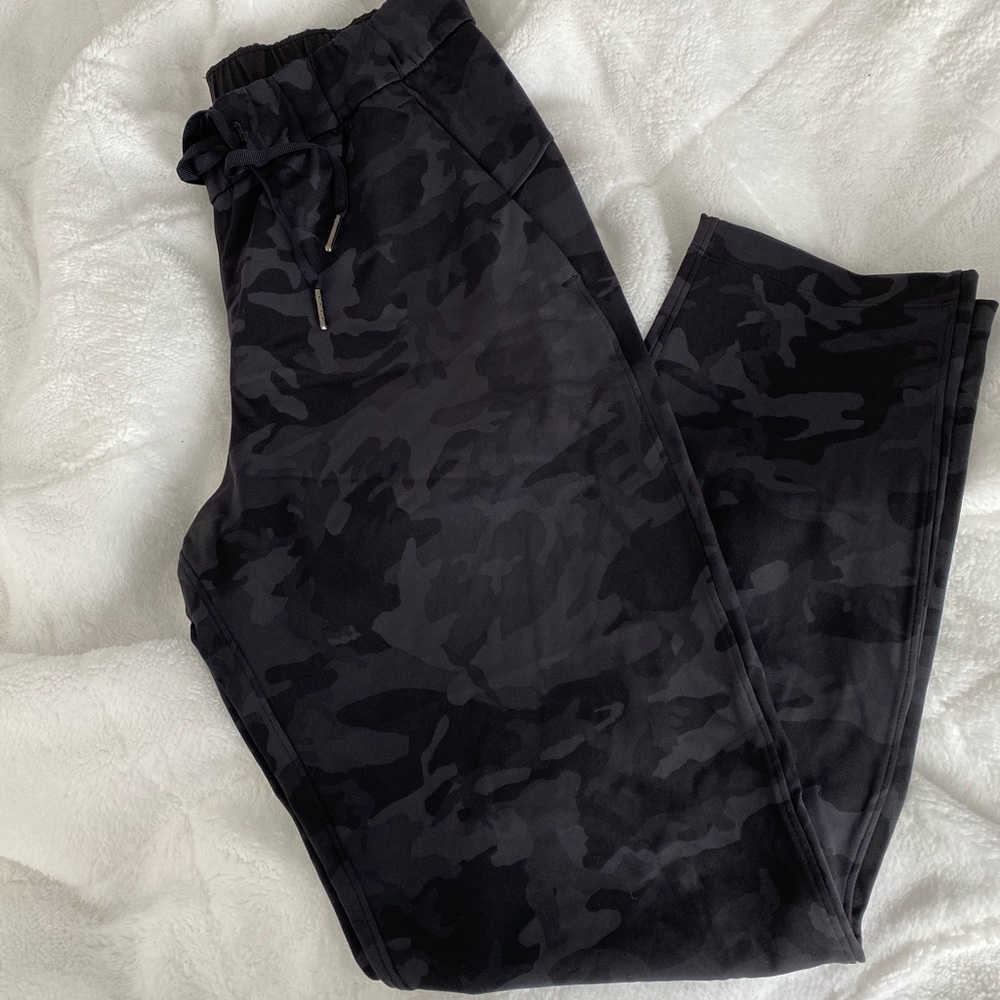 CAMO LULU PANTS
